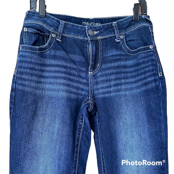 Maurices Women's Jeans Denim Flex size 6Reg Mid rise Bootcut Dark wash 5 pocket - Picture 3 of 11